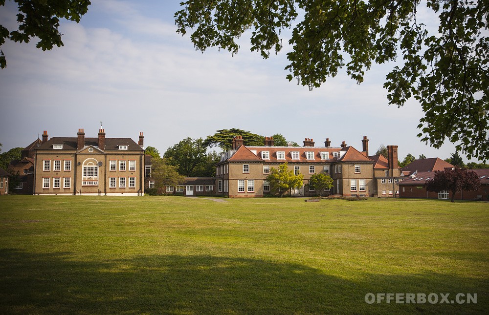 Farringtons School