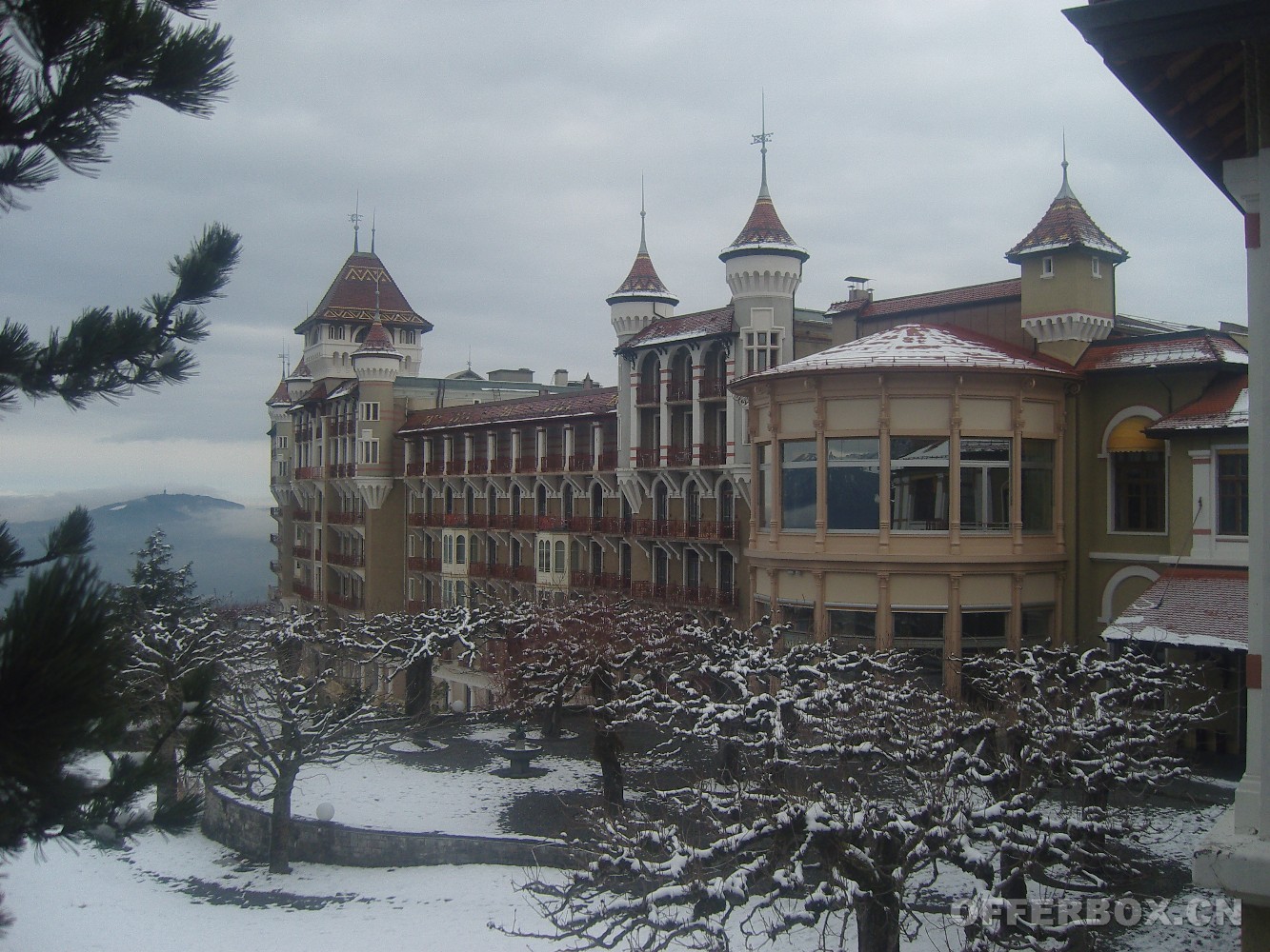 SHMS-CAUX校区照片