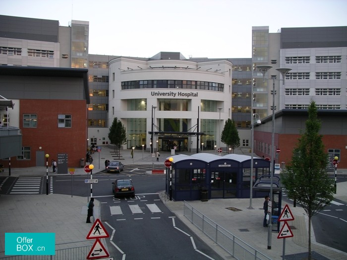 考文垂大学医学院医学院