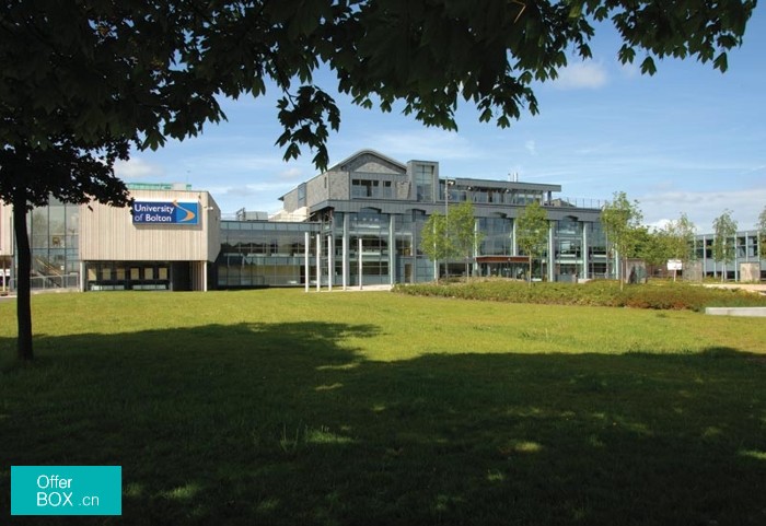 波尔顿大学法学院法学院